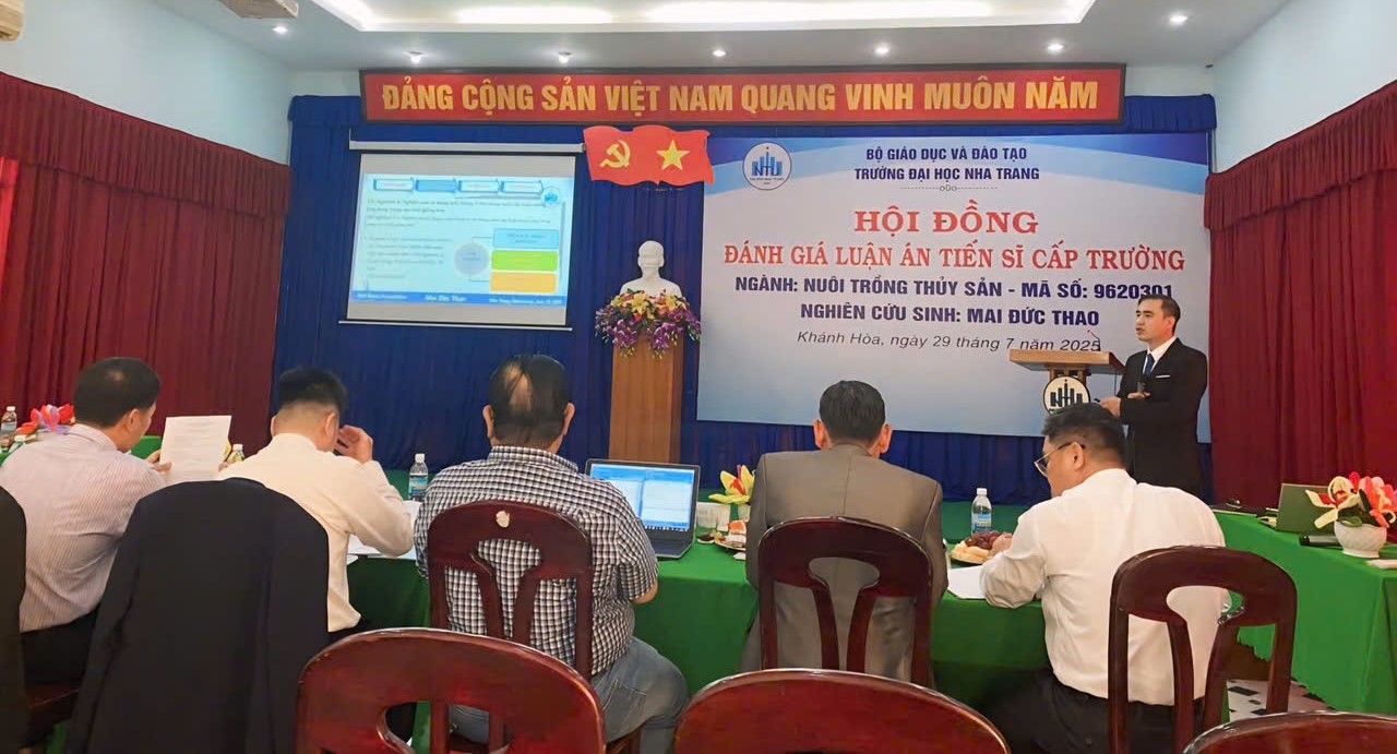 Buổi bảo vệ luận án tiến sĩ cấp trường của NCS Mai Đức Thao